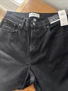 Abercrombie & Fitch Women’s Curve love 90s ultra high rise Straight Black Jeans
